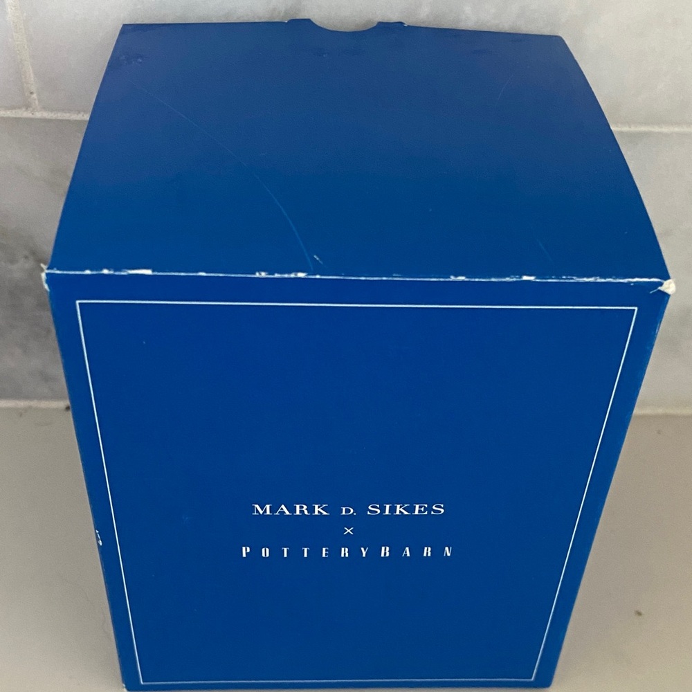 Pottery Barn Blue Decorative candle - Picture 10 of 10
